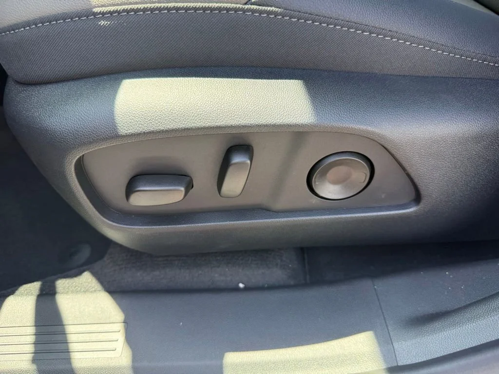 2026 Chevrolet Equinox LT - Photo 17