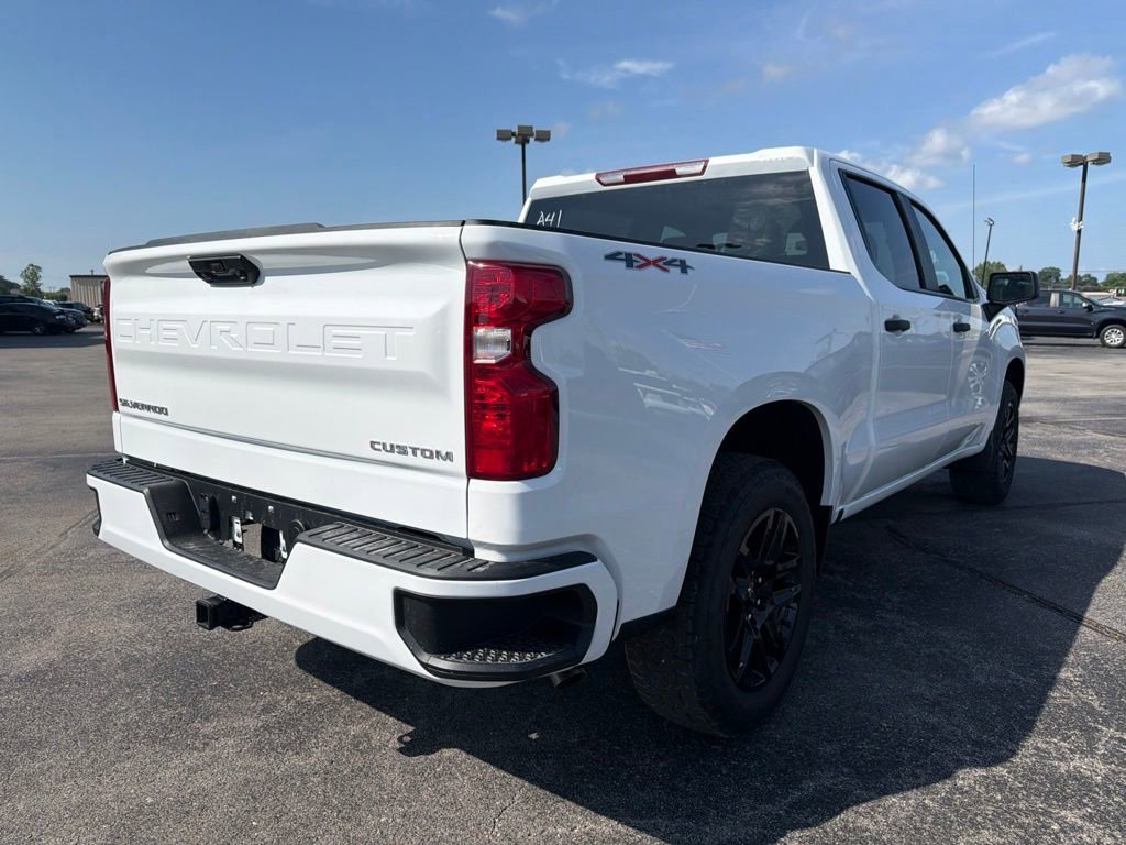 2026 Chevrolet Silverado 1500 Custom - Photo 3
