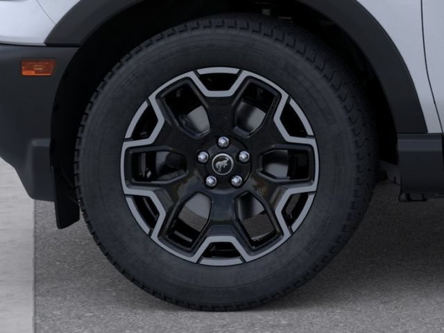 New 2026 Space White Metallic Ford Outer Banks image 19