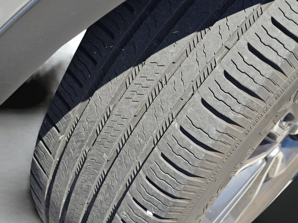 Used 2021 Lunar Silver Metallic Honda EX-L image 20