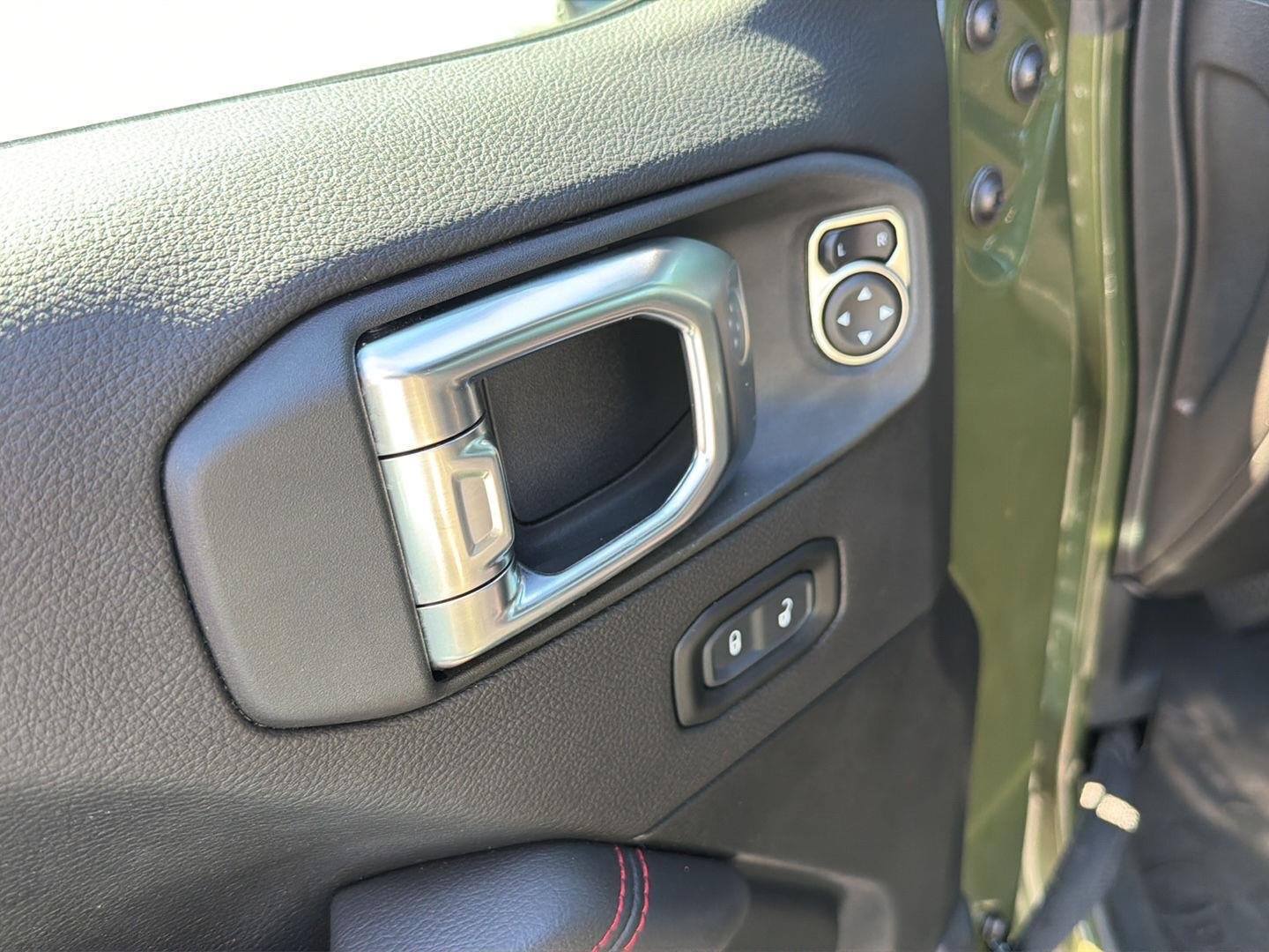 Used 2023 Sarge Green Clearcoat Jeep Rubicon image 34