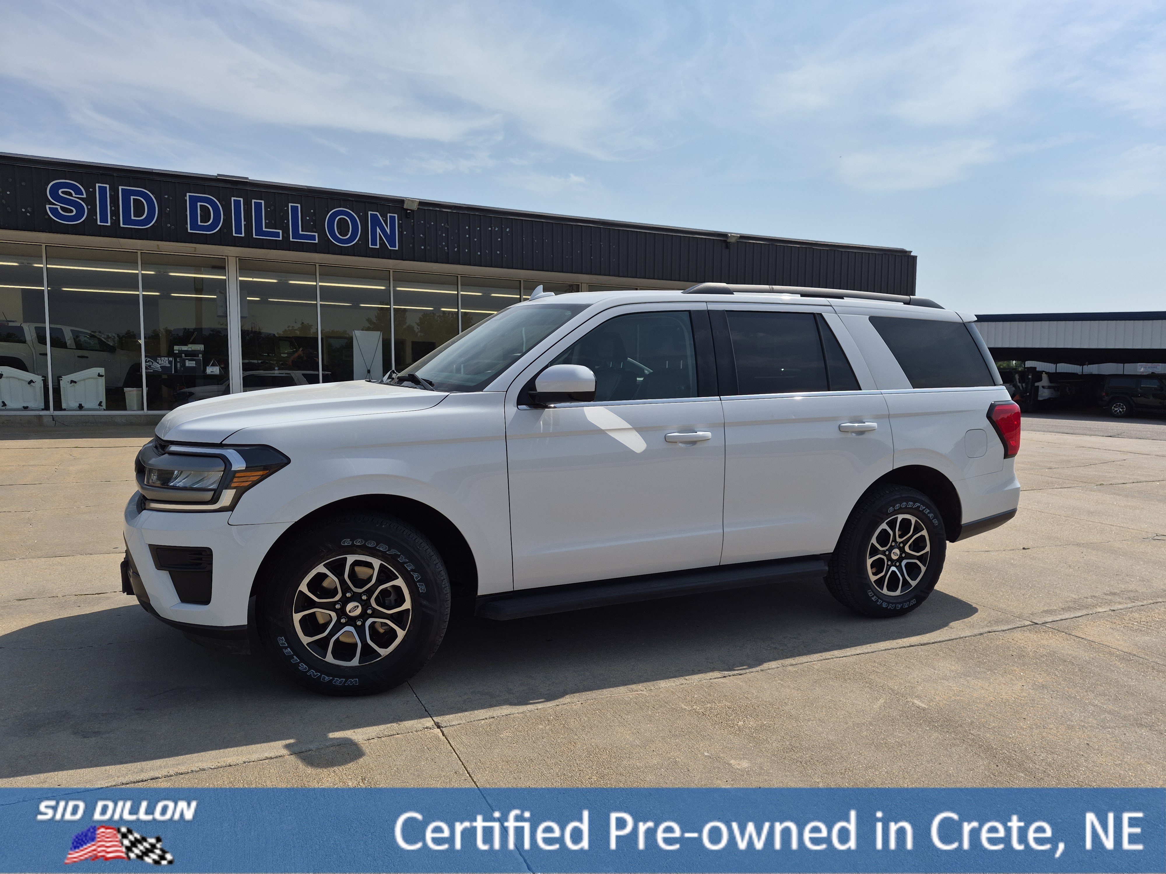 Used 2024 White Ford XLT image 1