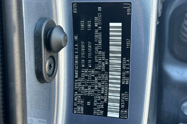 Certified Used 2025  Toyota LE image 34