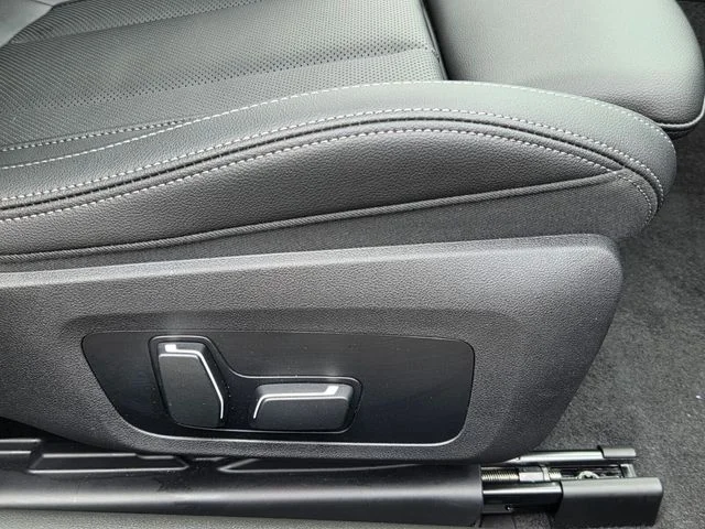 2025 BMW 2 Series 230i - Photo 20