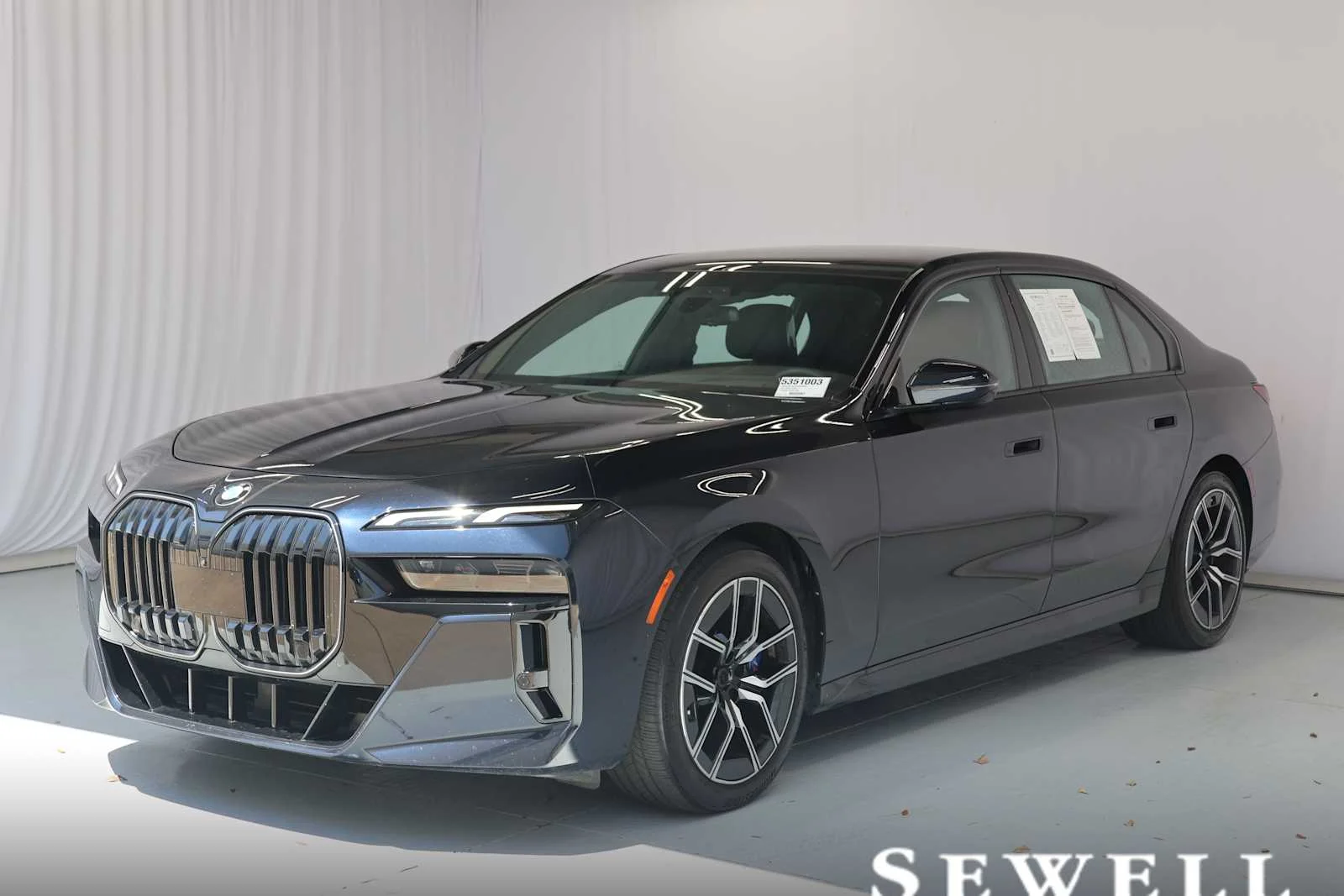 2024 BMW 760i 760i xDrive
