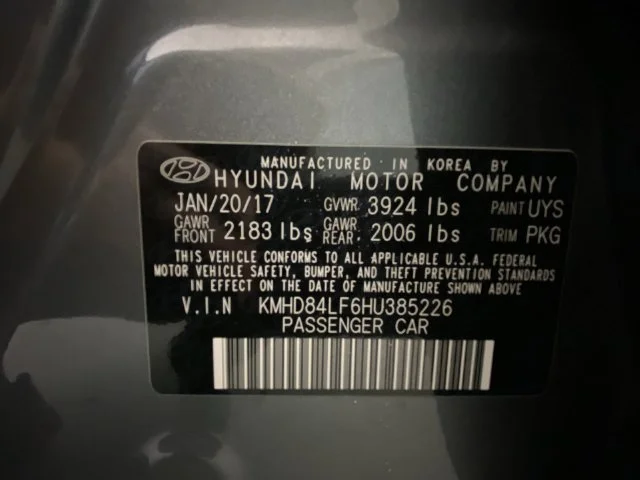 Used 2017 Gray Hyundai SE image 26