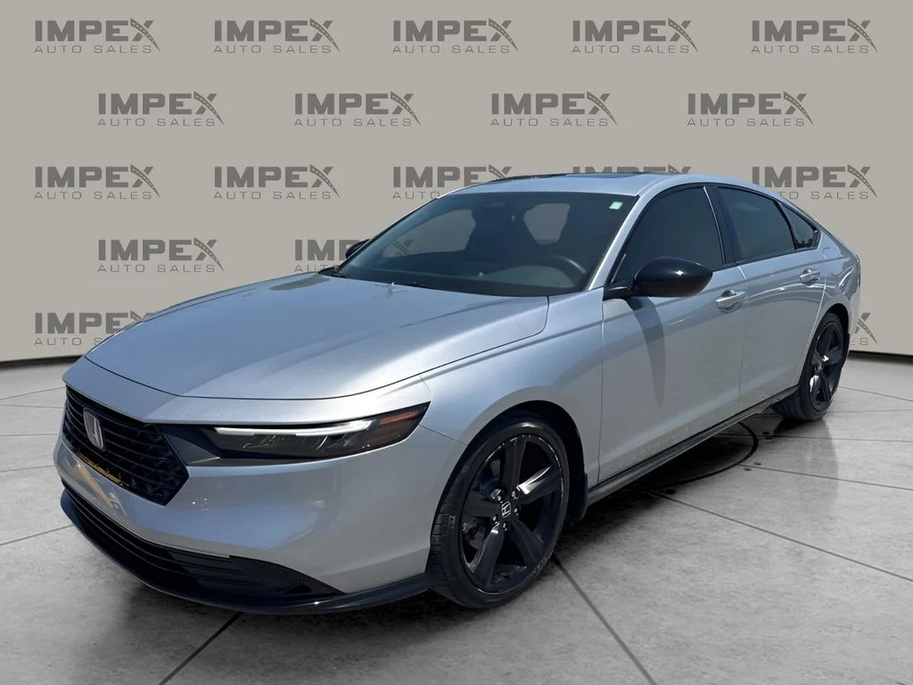 Used 2025 Silver Honda Sport-L image 1