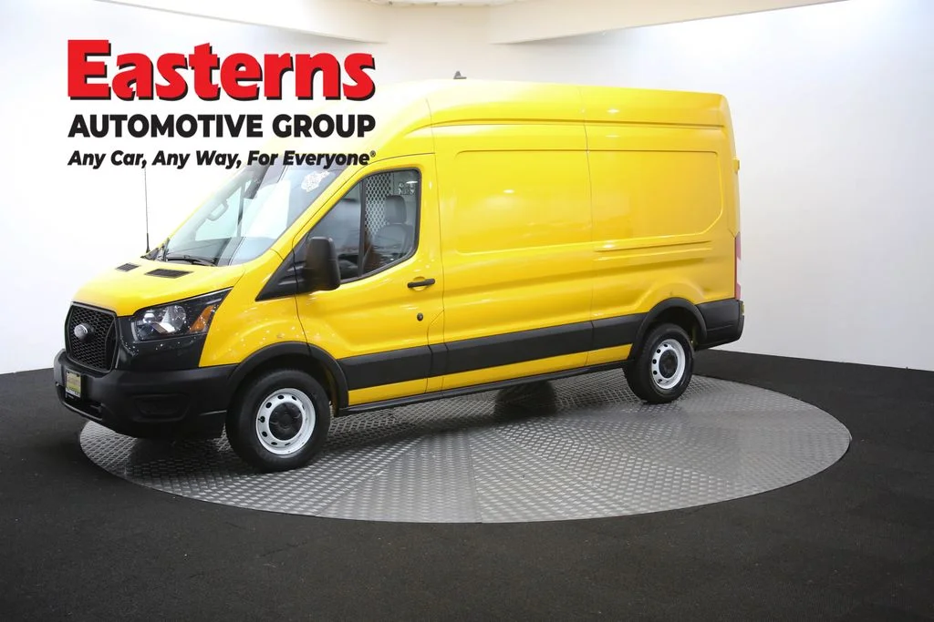 Used 2021 Yellow Ford Base image 58