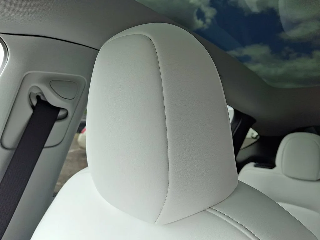 Used 2023  Tesla Long Range image 17