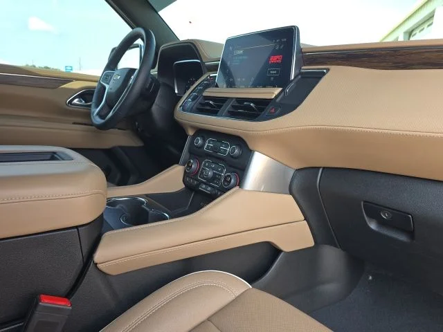 Used 2023 Beige Chevrolet Premier image 24