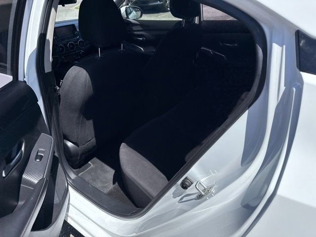 Used 2022 White Nissan S image 21