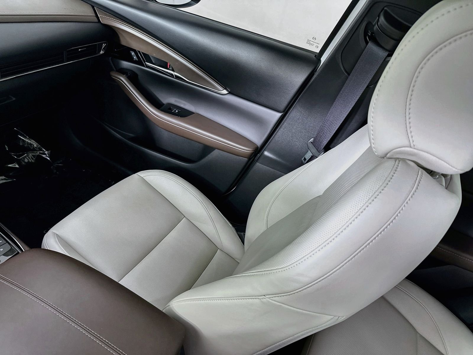 Used 2024 Snowflake White Pearl Mica Mazda 2.5 S Premium Package image 25