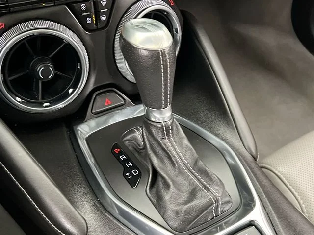 2019 Chevrolet Camaro 3LT - Photo 25