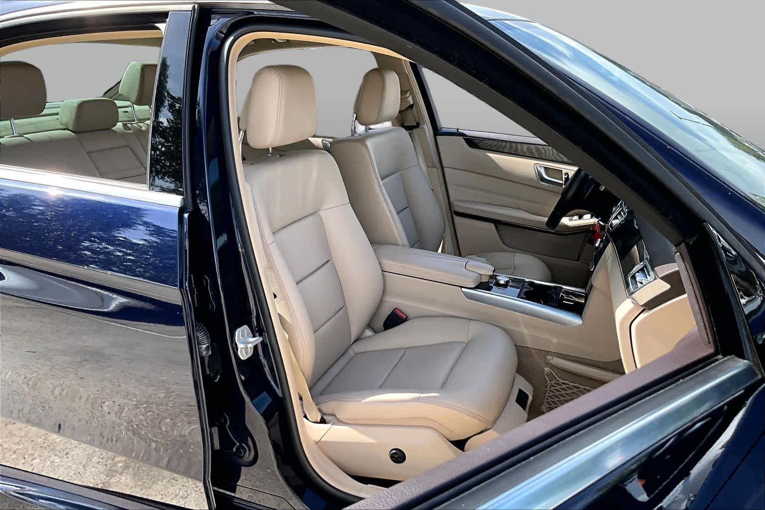 Used 2015 Lunar Blue Metallic Mercedes-Benz E 350 Sport image 9