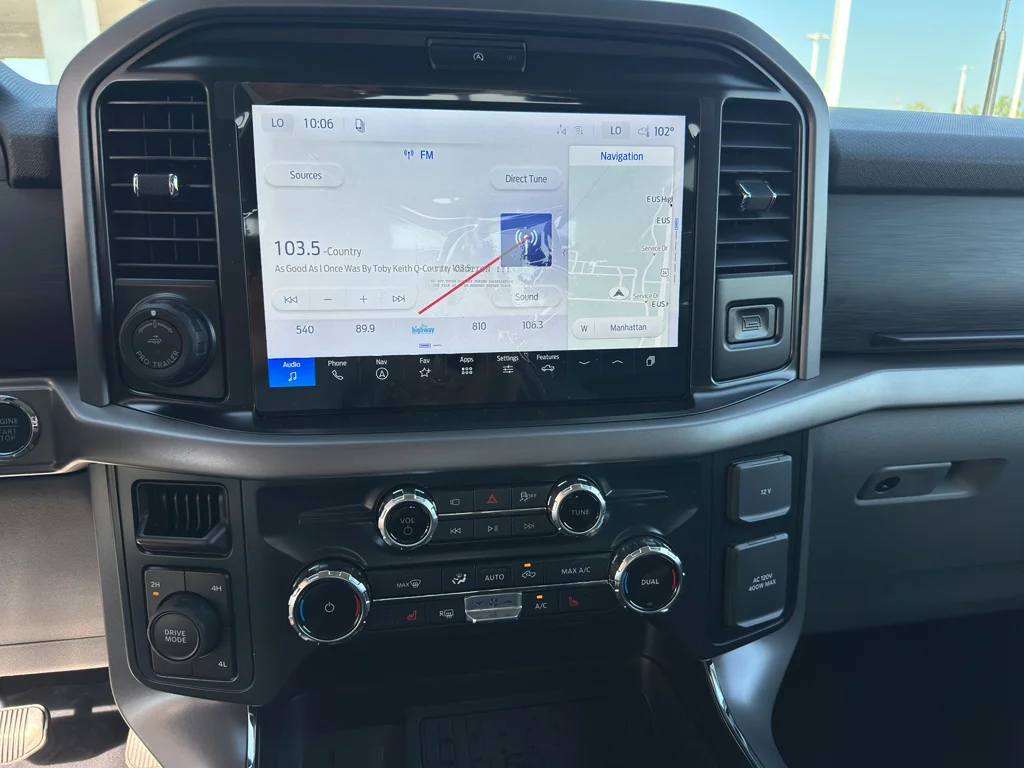 New 2026 Agate Black Metallic Ford XLT image 21