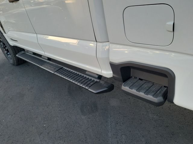 New 2026 Oxford White Ford F-250® XL image 21