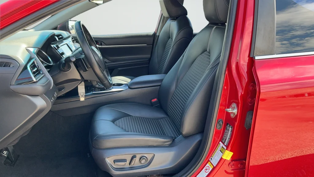 Used 2019 Red Toyota SE image 17