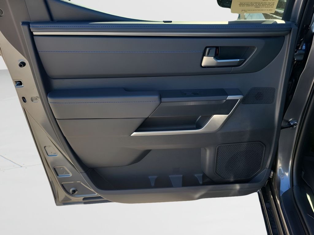 2026 Toyota Tundra Platinum - Photo 43