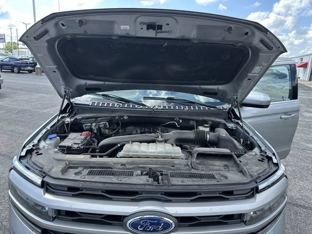 Used 2023 Silver Ford XLT image 19