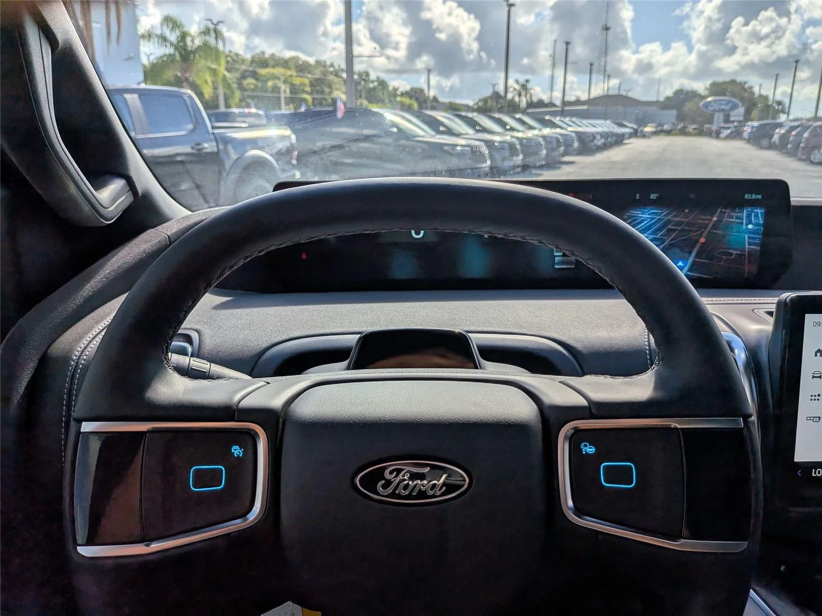 New 2026 Agate Black Metallic Ford Platinum® image 30