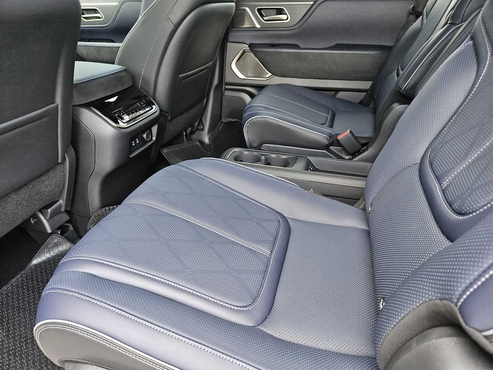 2026 INFINITI QX80 Sport - Photo 21