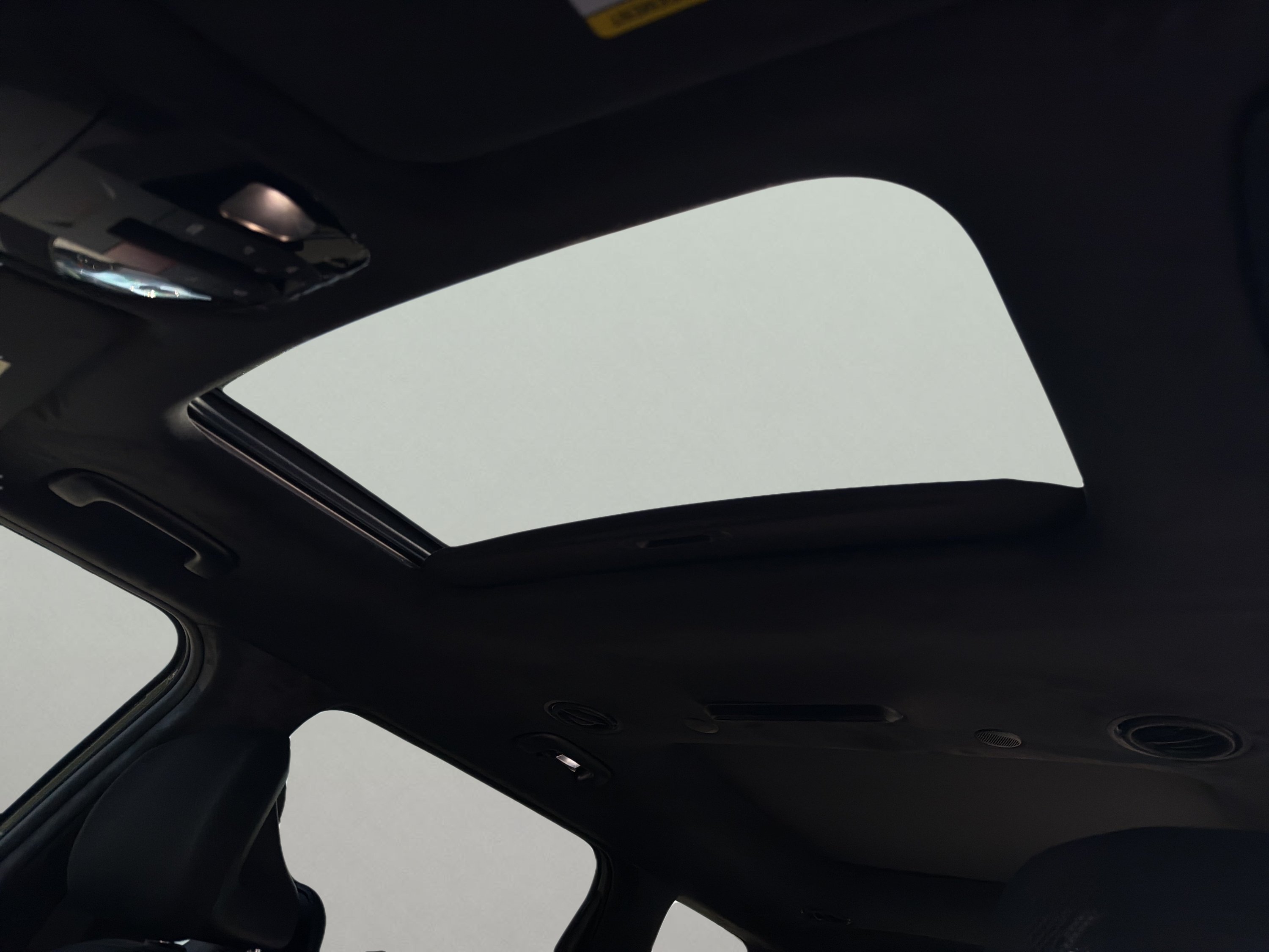 New 2027 Wolf Gray Kia X-Line SX Prestige image 16