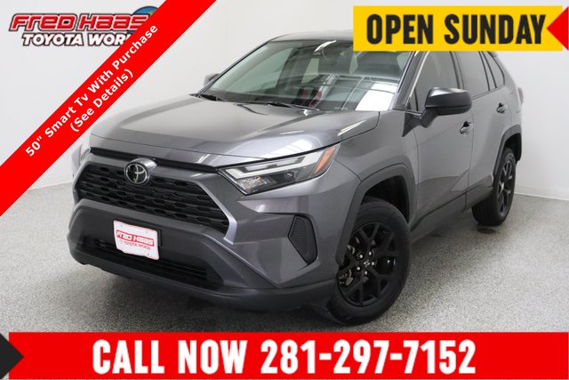 2024 Toyota RAV4 LE