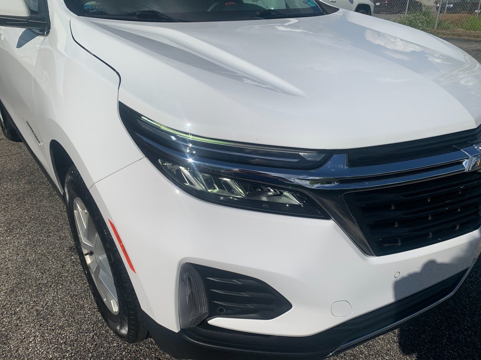 Used 2023 White Chevrolet LT image 34