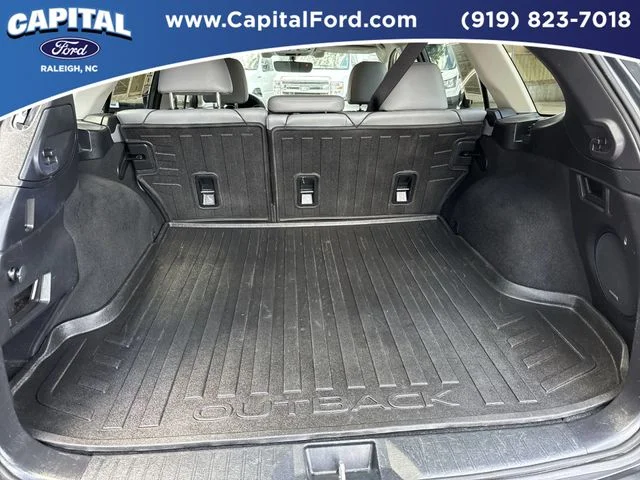 Used 2018 Gray Subaru 2.5i image 16
