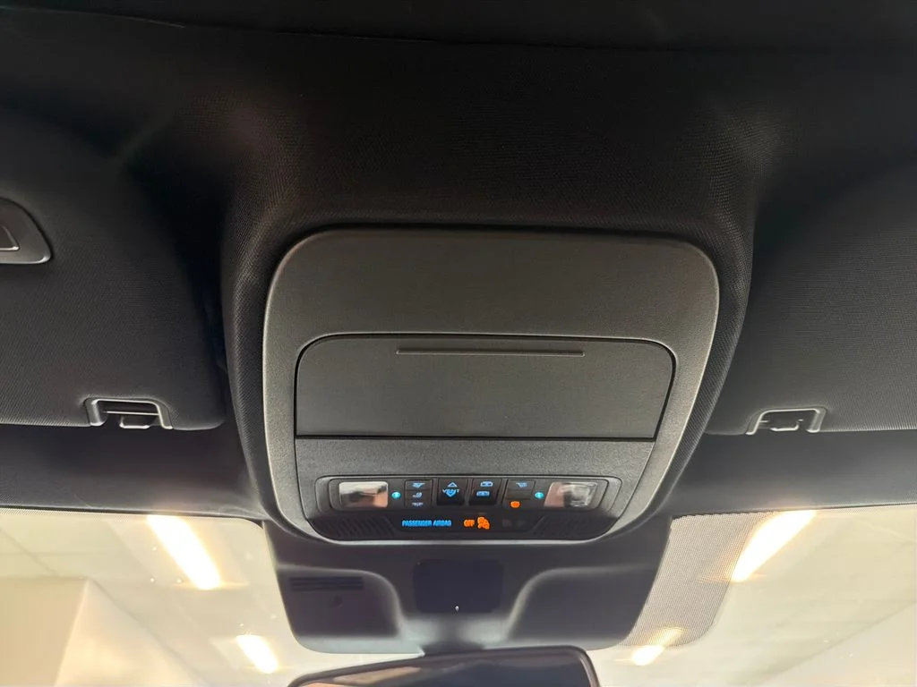 New 2027 Star White Metallic Tri-Coat Ford King Ranch® image 22