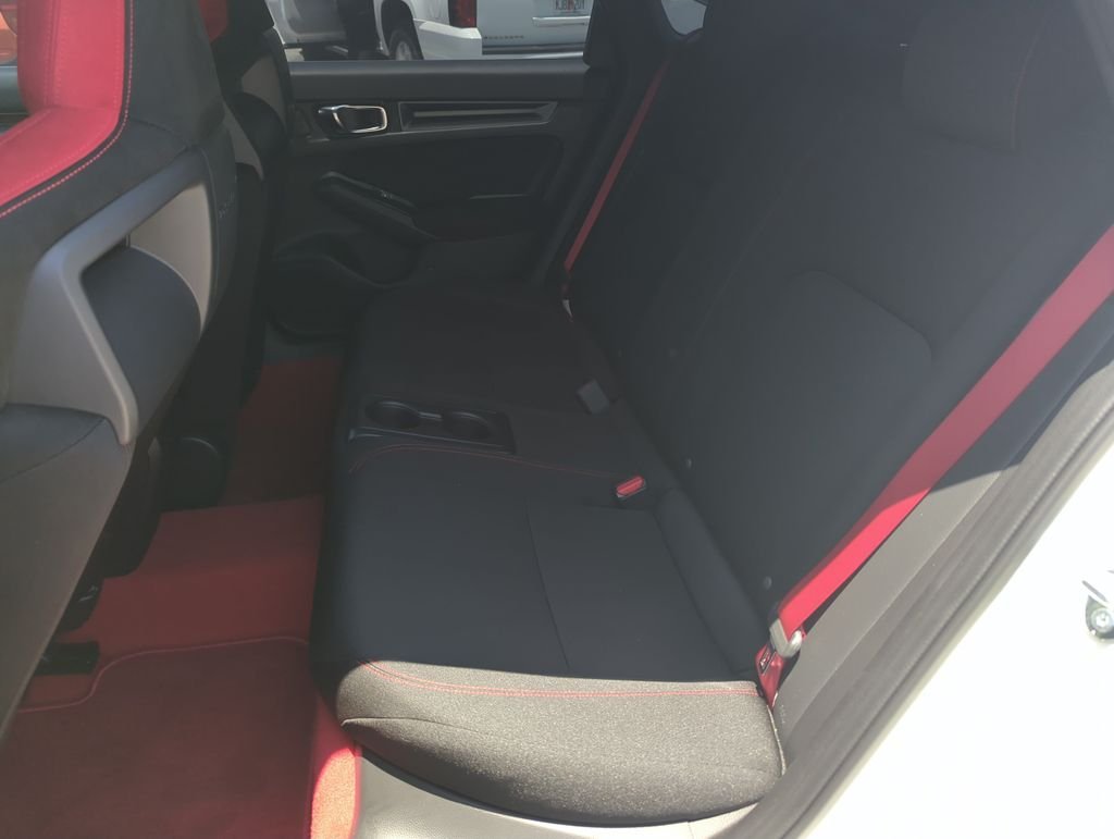 Used 2025  Honda  image 27