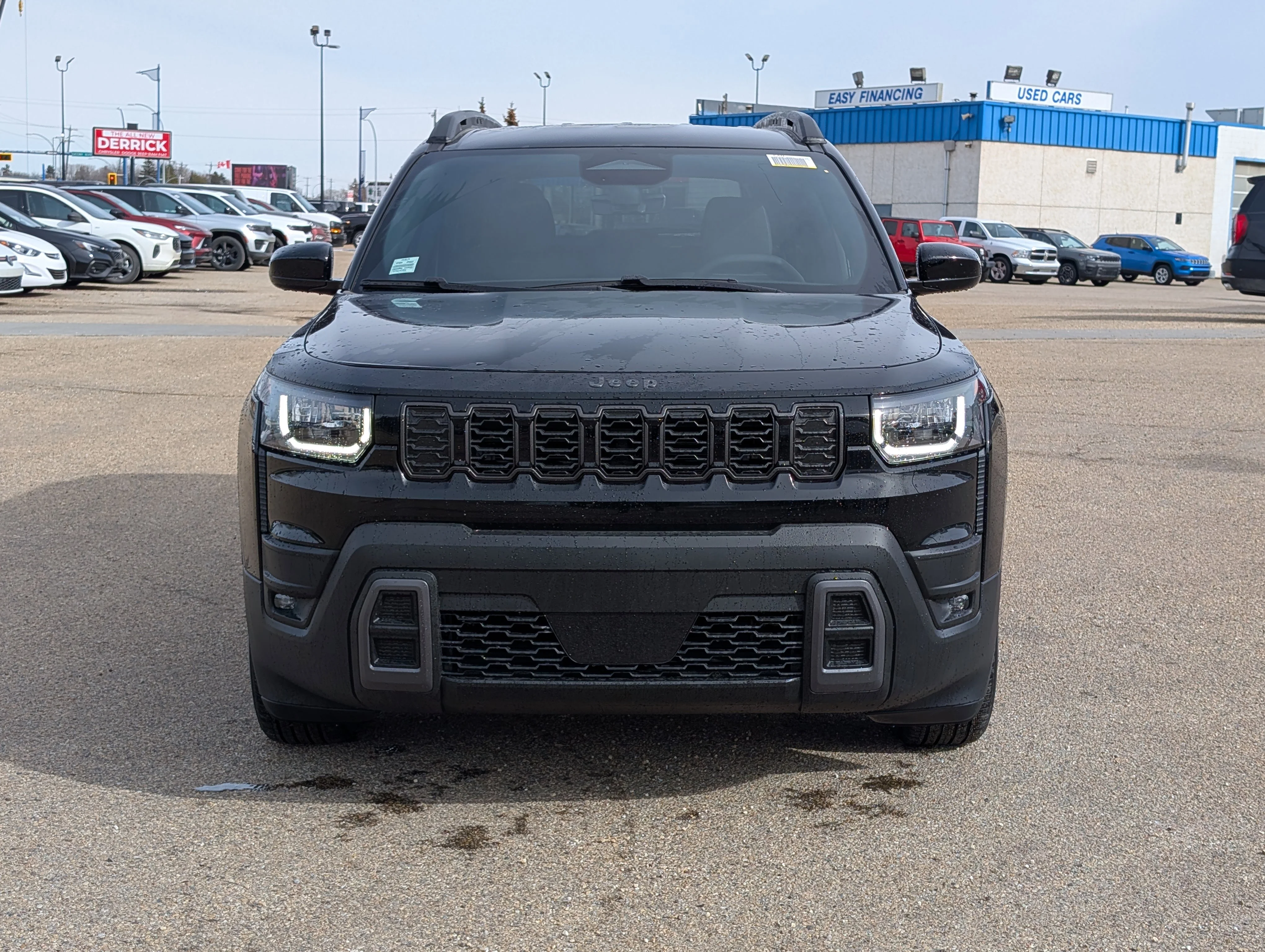 New 2026 Diamond Black Crystal Pearl Jeep Laredo image 10
