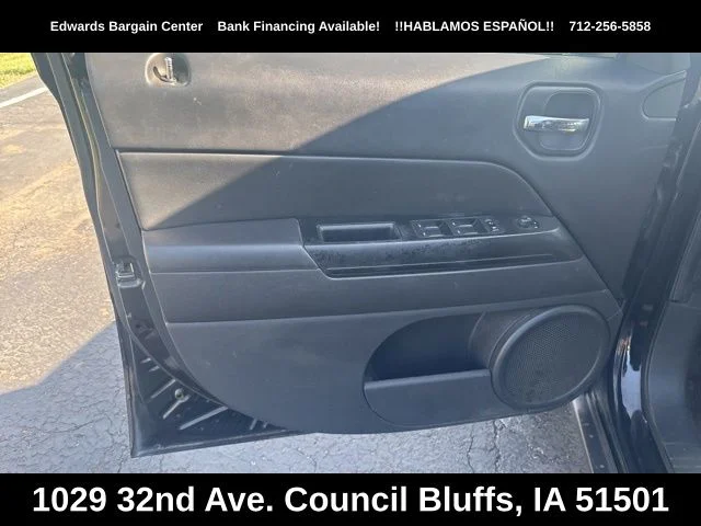 Used 2014 Black Jeep Latitude image 15