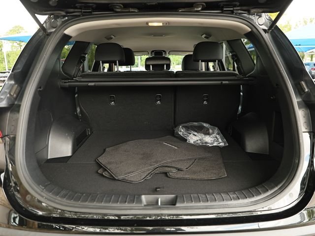 Used 2023 Twilight Black Hyundai SE image 28
