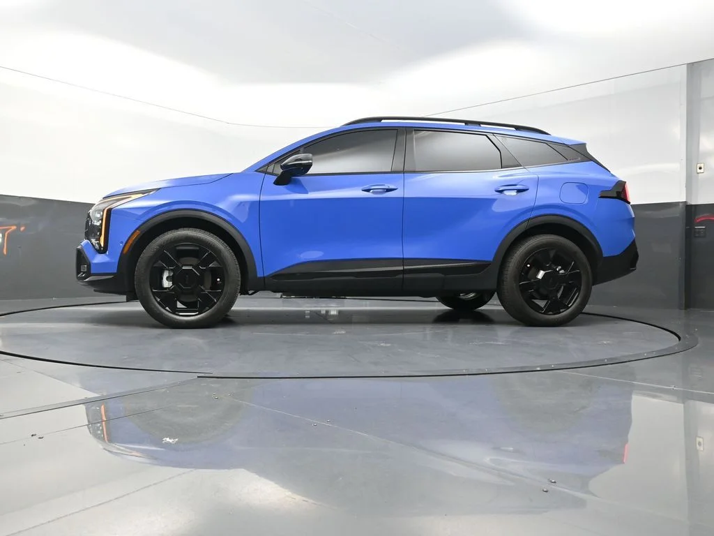 Used 2026 Blue Kia X-Line image 26