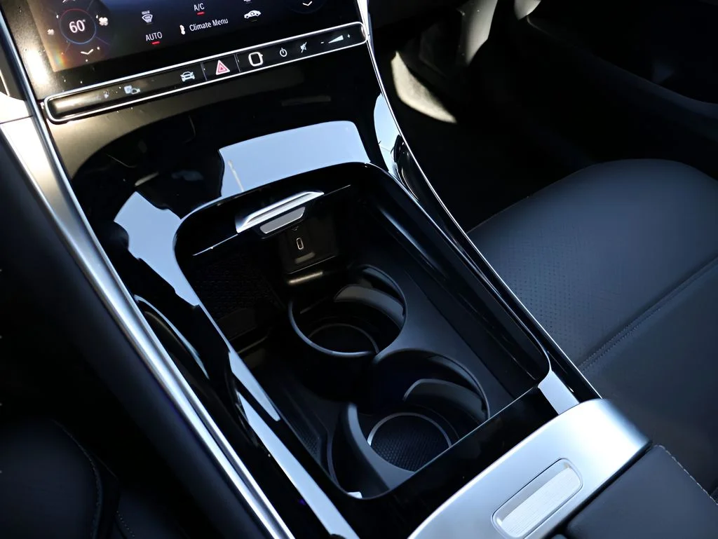 New 2026 Cirrus Silver Metallic Mercedes-Benz GLC 300 image 26