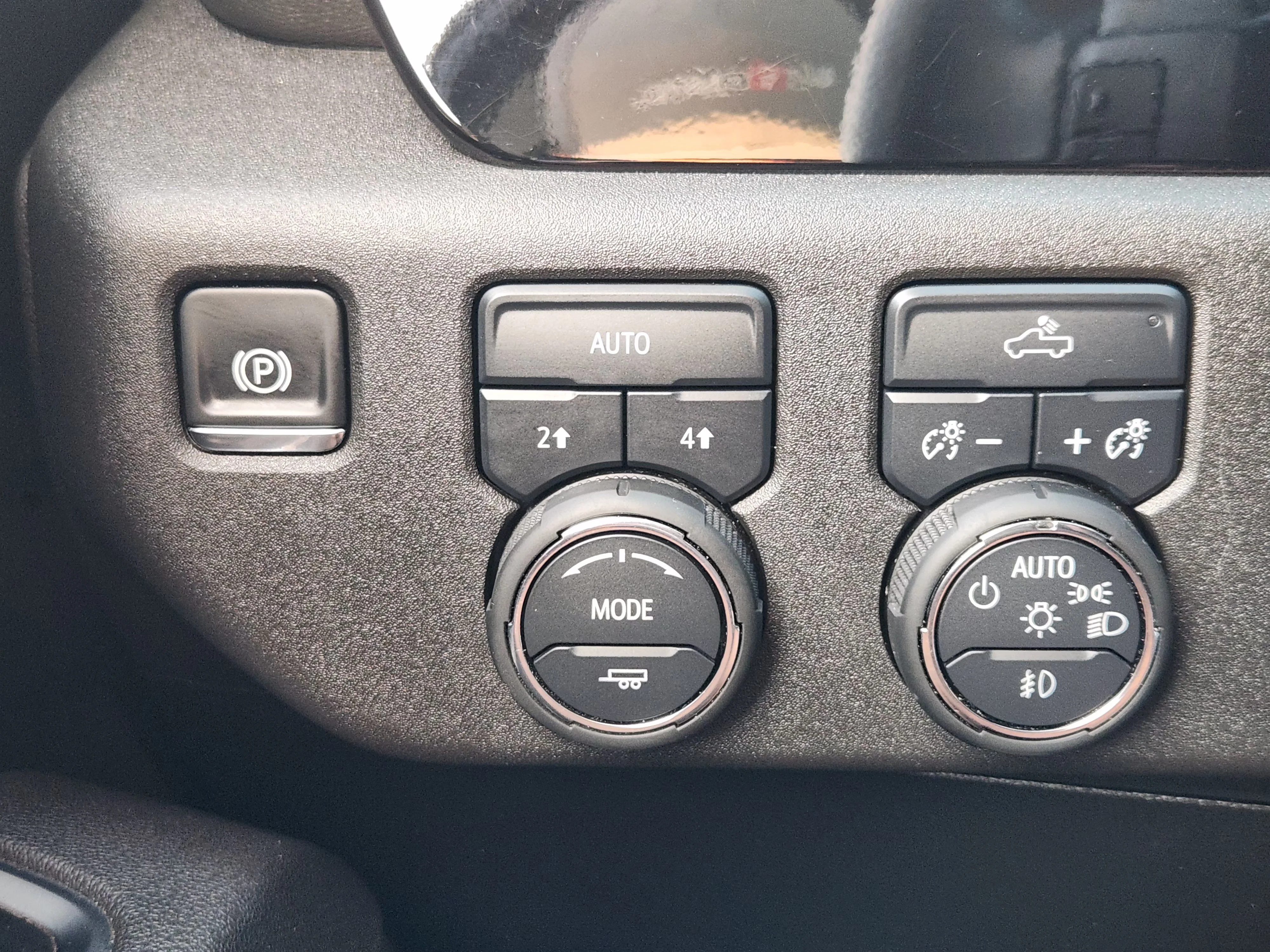 Used 2025 Sterling Gray Metallic Chevrolet RST image 23