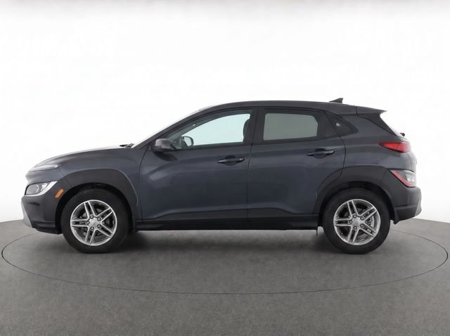 Used 2022 Gray Hyundai SE image 8