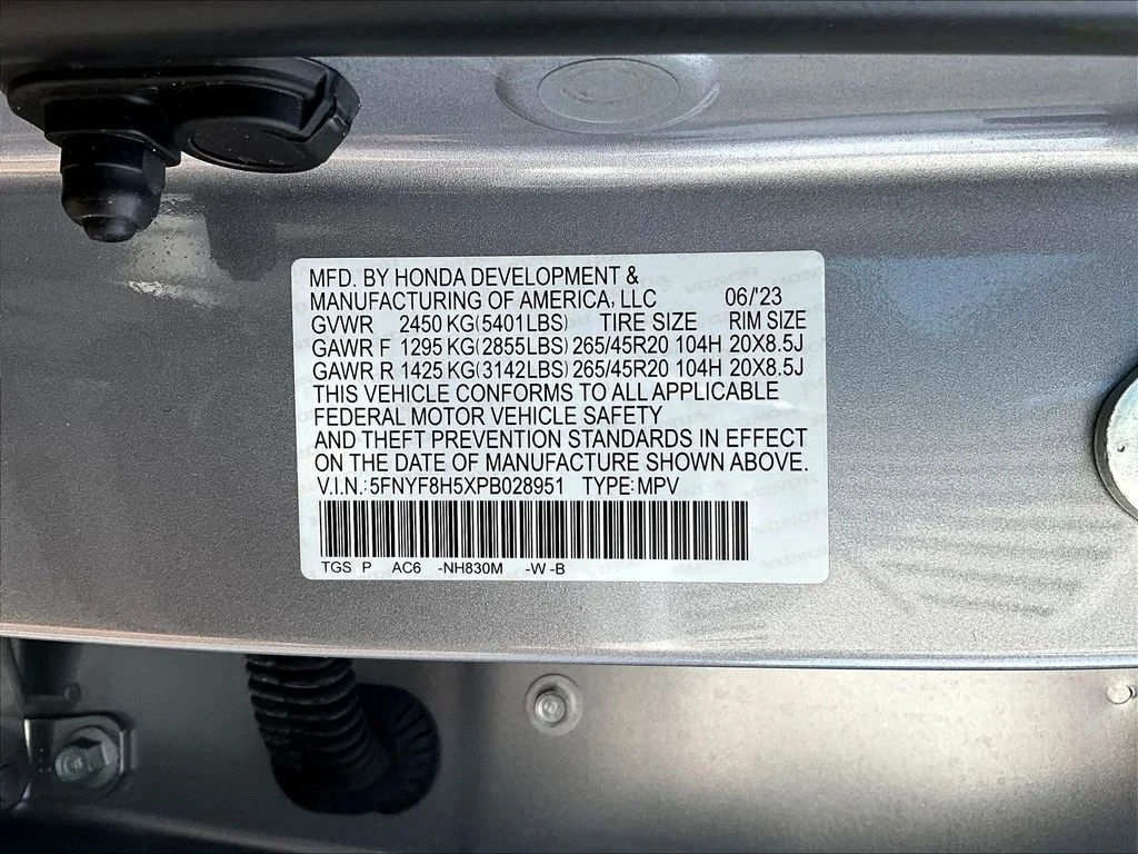 Used 2023 Lunar Silver Metallic Honda EX-L image 23