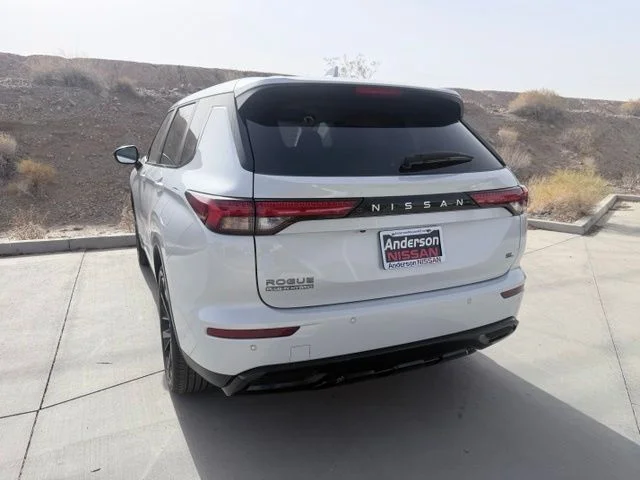 New 2026 White Nissan SL image 6