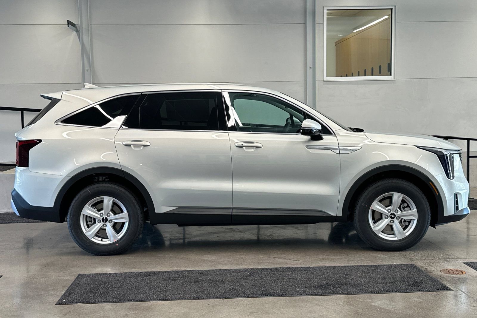 New 2026 Ivory Silver Kia LX image 2