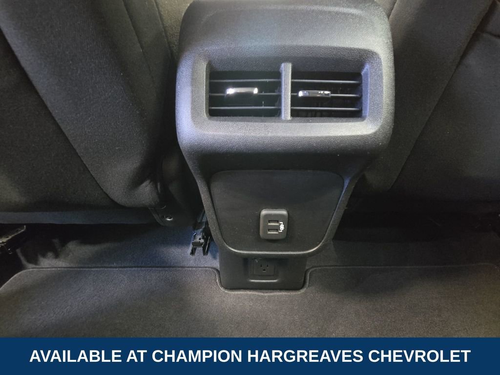 Used 2019 SUMMIT WHITE Chevrolet LT image 29