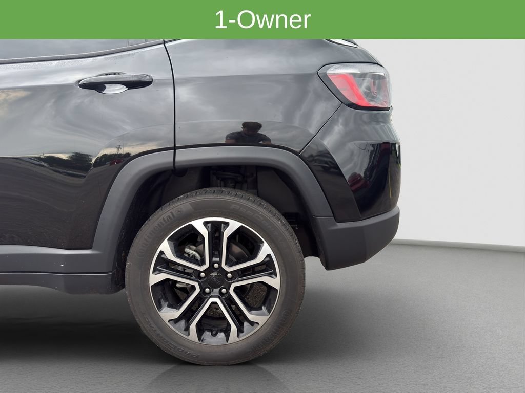 Used 2022 Black Jeep Limited 4x4 image 22