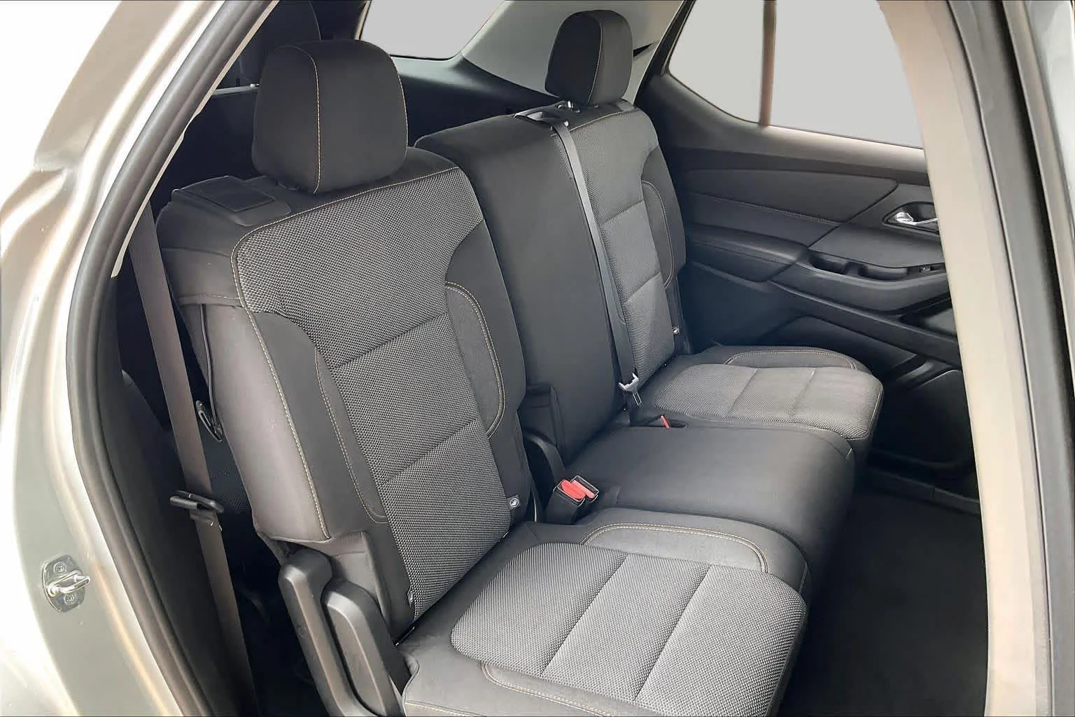 Used 2019 Silver Ice Metallic Chevrolet LS image 18