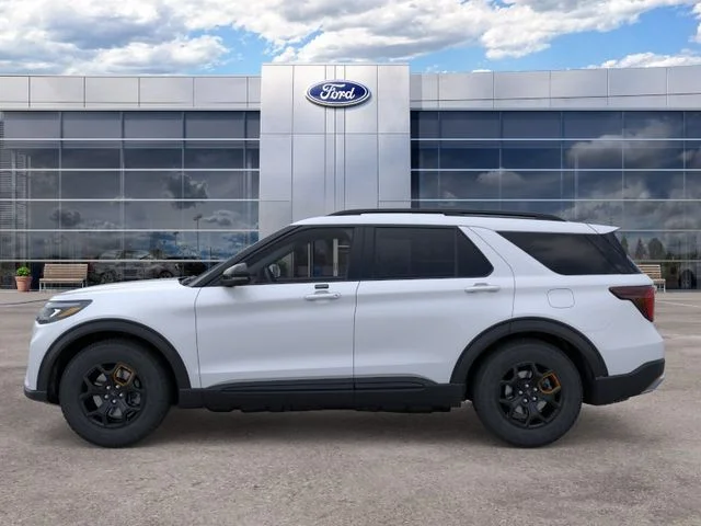 New 2026 White Metallic Ford Tremor image 3
