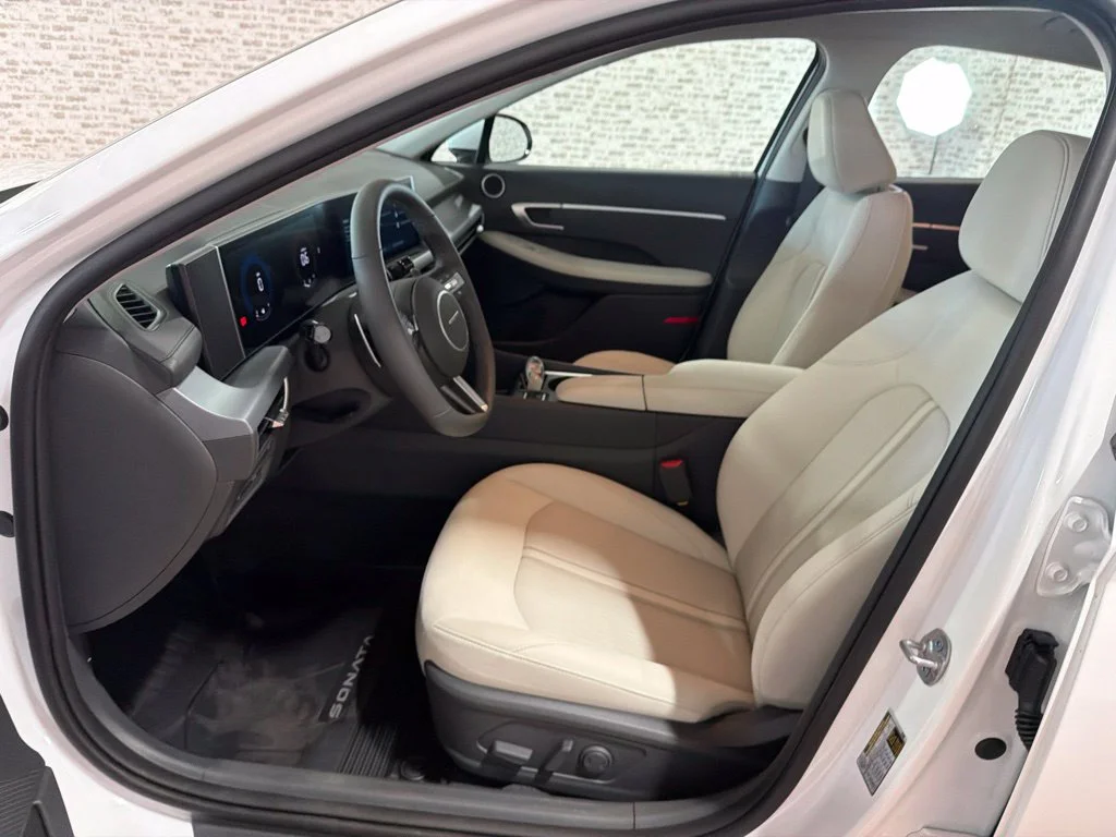New 2027 Serenity White Hyundai SEL Sport image 22