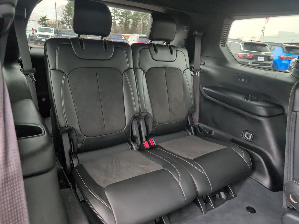 Used 2023 Black Jeep Altitude image 27