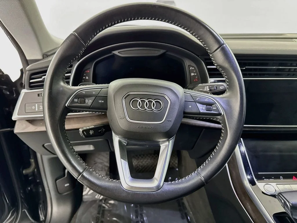 Used 2019 Black Audi 3.0T Prestige image 11