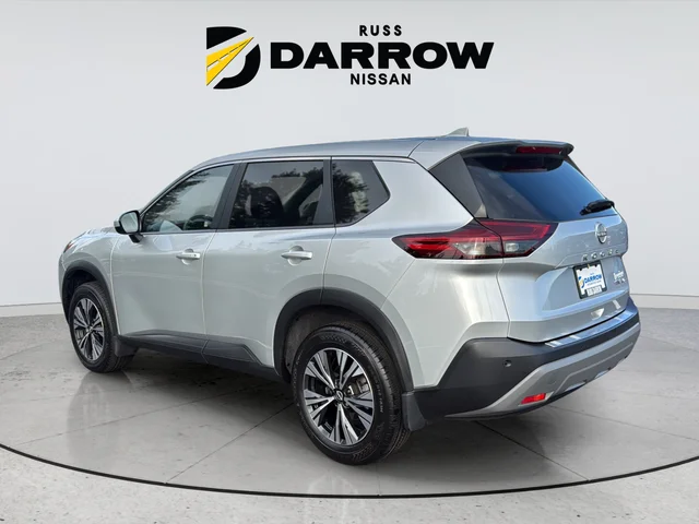 Certified Used 2023 Silver Nissan SV image 3