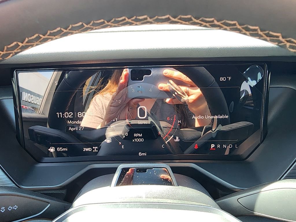2026 GMC Acadia AT4 - Photo 25
